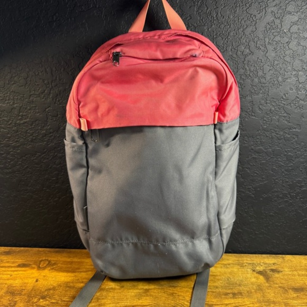 Incase Campus Compact CL55530 Pink Grey Nylon Backpack Laptop Sleeve OS